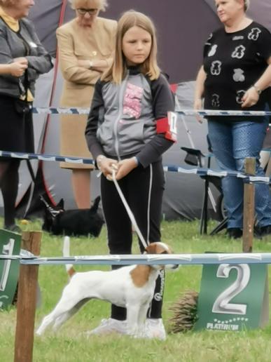 Nala mit ihrer stolzen Besitzerin